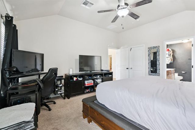 11520 SW 10th Street, Yukon, OK 73099