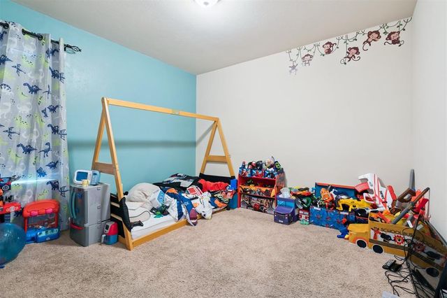 11520 SW 10th Street, Yukon, OK 73099