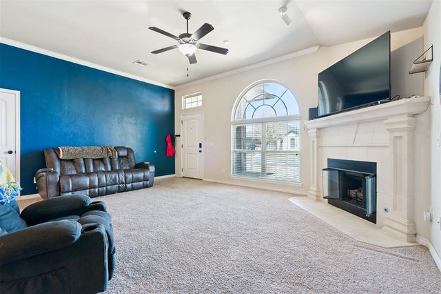 11520 SW 10th Street, Yukon, OK 73099