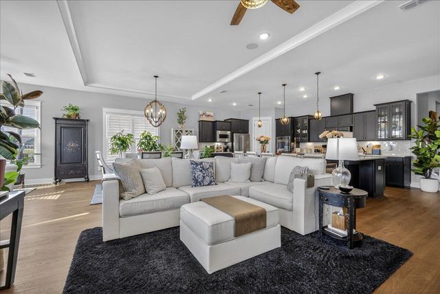 546 Marsh Cove Circle, Summerville, SC 29486