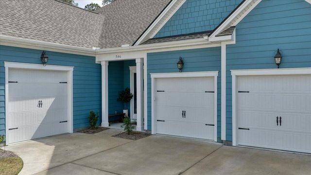 546 Marsh Cove Circle, Summerville, SC 29486