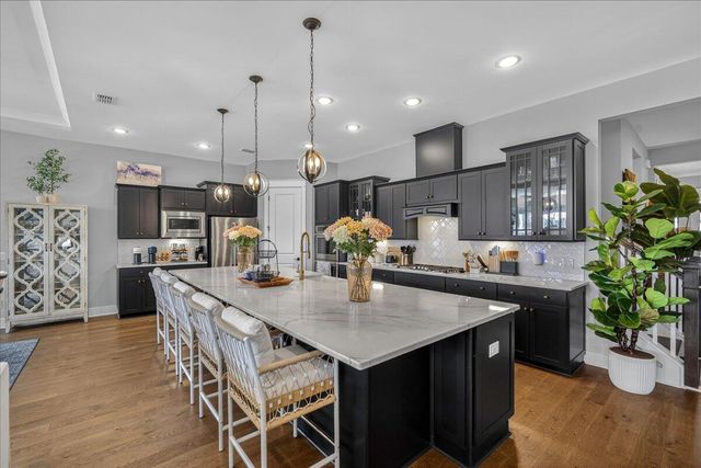 546 Marsh Cove Circle, Summerville, SC 29486