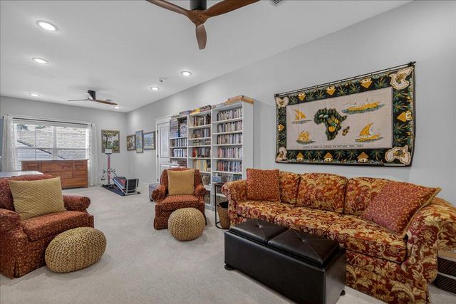 546 Marsh Cove Circle, Summerville, SC 29486