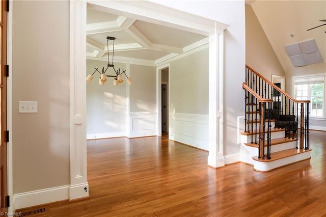 426 Chesham Drive, Kernersville, NC 27284