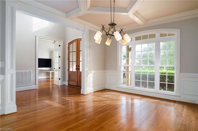 426 Chesham Drive, Kernersville, NC 27284
