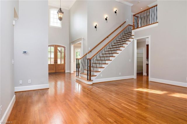 426 Chesham Drive, Kernersville, NC 27284