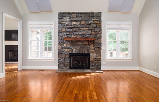 426 Chesham Drive, Kernersville, NC 27284