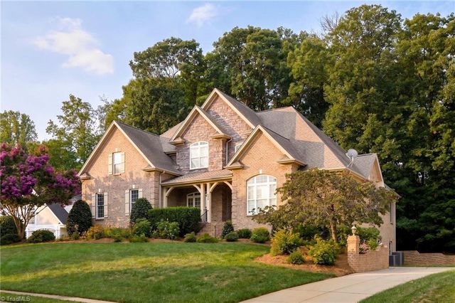 426 Chesham Drive, Kernersville, NC 27284