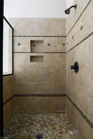 426 Chesham Drive, Kernersville, NC 27284