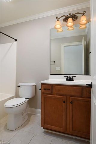 426 Chesham Drive, Kernersville, NC 27284