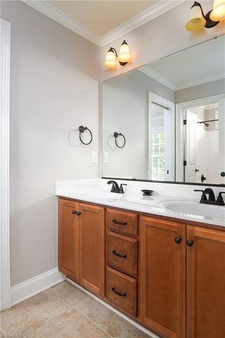426 Chesham Drive, Kernersville, NC 27284