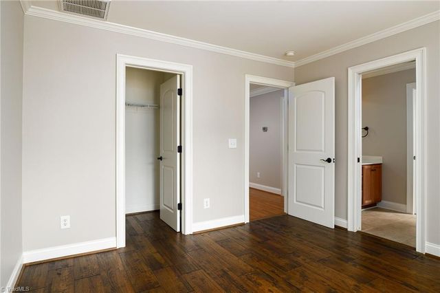 426 Chesham Drive, Kernersville, NC 27284