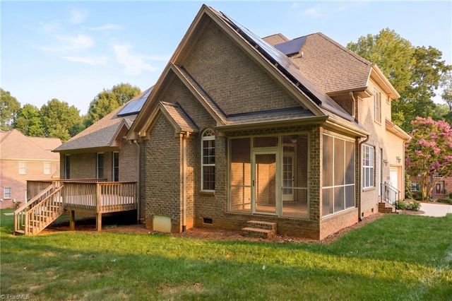 426 Chesham Drive, Kernersville, NC 27284