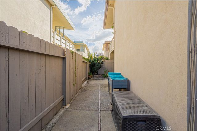 523 Avenue G, Redondo Beach, CA 90277