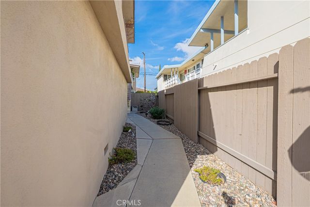 523 Avenue G, Redondo Beach, CA 90277
