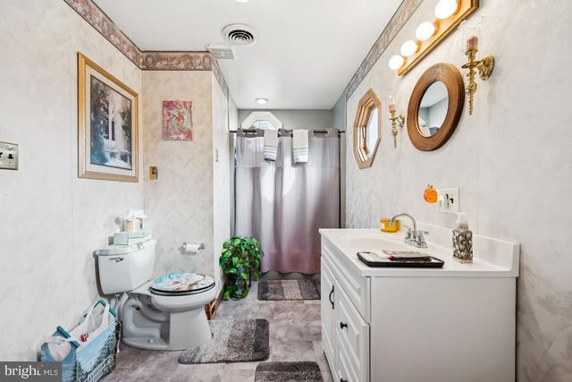 691 EAST AVE, Franklinville, NJ 08322