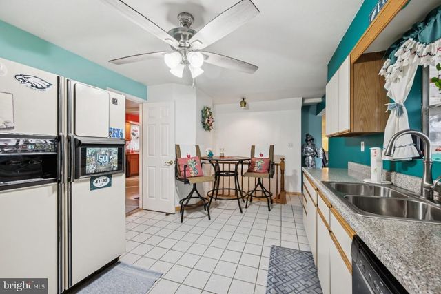 691 EAST AVE, Franklinville, NJ 08322