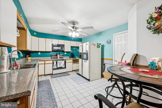 691 EAST AVE, Franklinville, NJ 08322