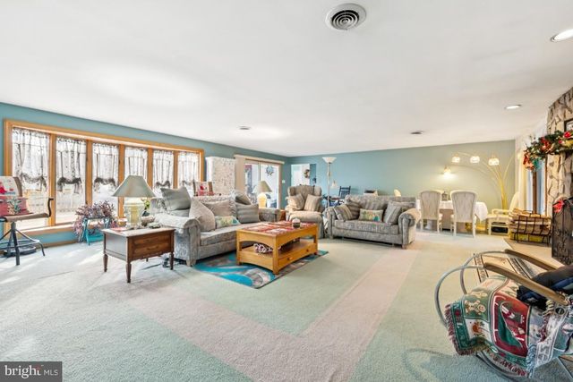 691 EAST AVE, Franklinville, NJ 08322