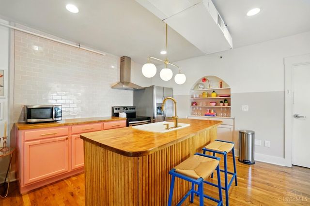 15 W Fifteenth Street, Cincinnati, OH 45202