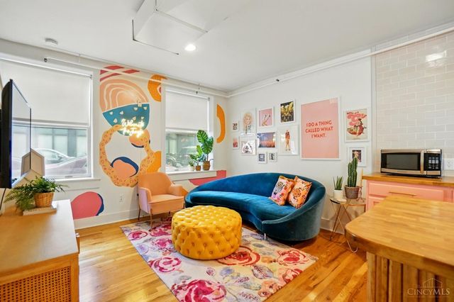 15 W Fifteenth Street, Cincinnati, OH 45202