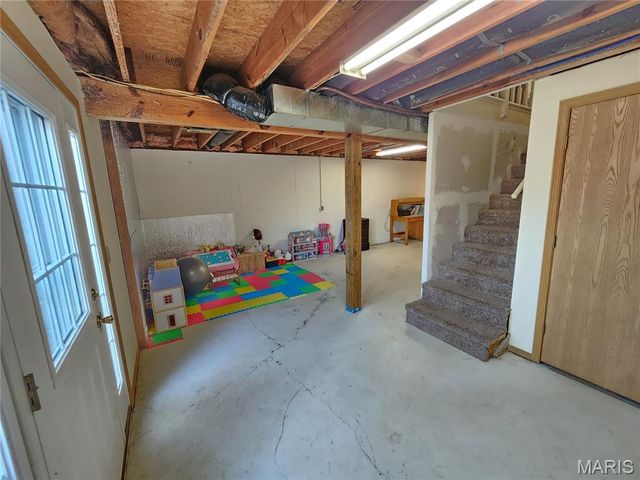 670 Lone Pine Road, Houston, MO 65483