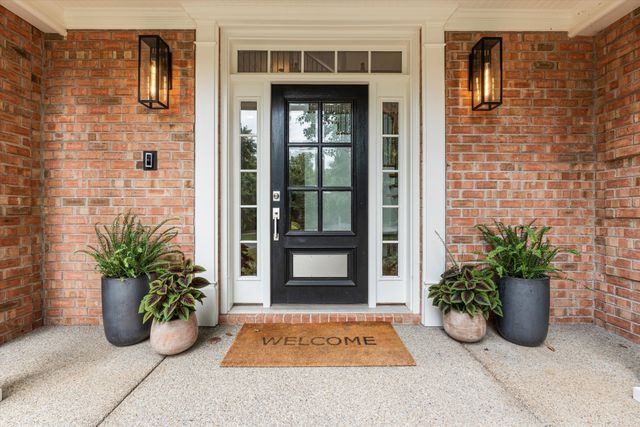 624 Burghley Ln, Franklin, TN 37064