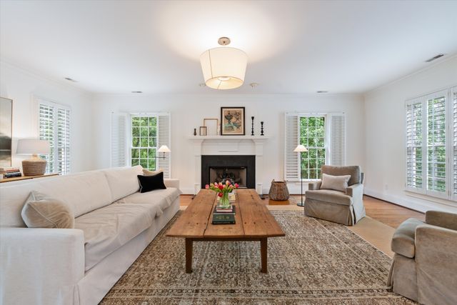 624 Burghley Ln, Franklin, TN 37064