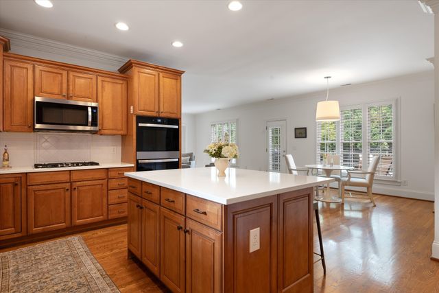 624 Burghley Ln, Franklin, TN 37064