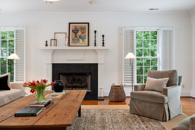 624 Burghley Ln, Franklin, TN 37064