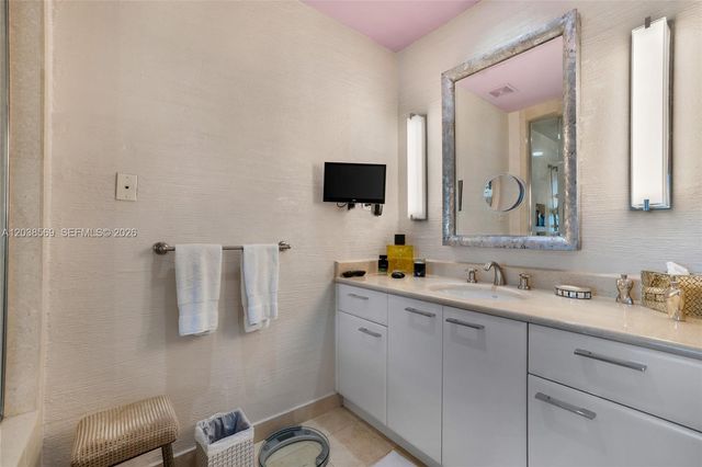 20155 NE 38th Ct 1802, Aventura, FL 33180