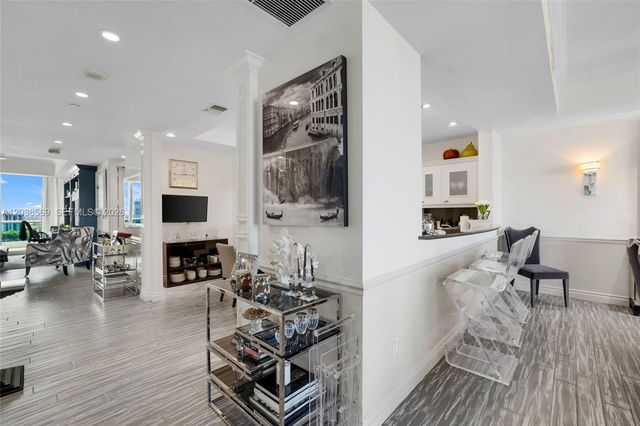 20155 NE 38th Ct 1802, Aventura, FL 33180