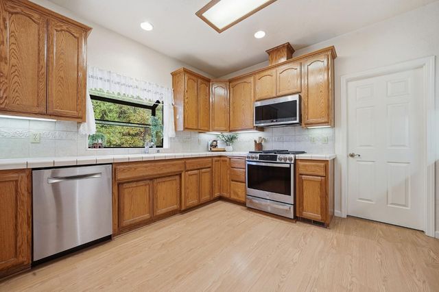 25675 Alta Vista Ct, Pioneer, CA 95666