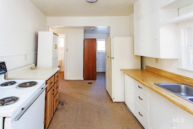 319 Jackson St, Twin Falls, ID 83301