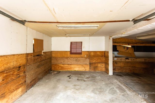 319 Jackson St, Twin Falls, ID 83301