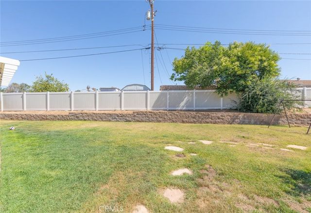 33852 Glenoaks, Yucaipa, CA 92399