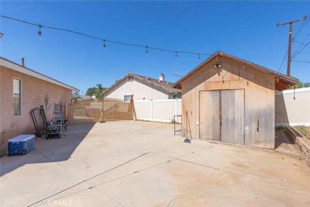 33852 Glenoaks, Yucaipa, CA 92399