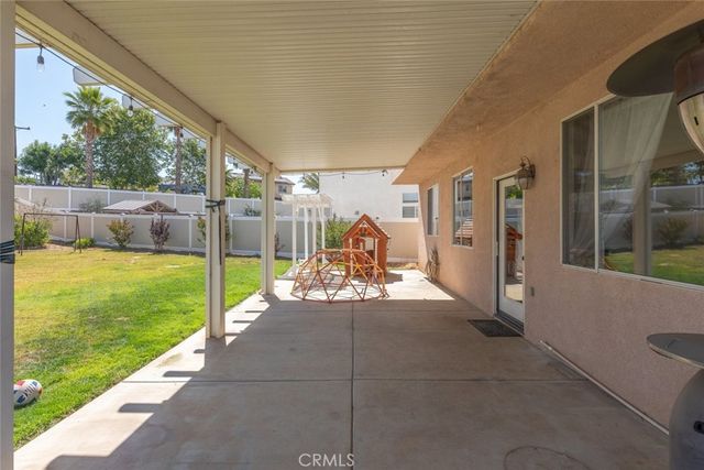 33852 Glenoaks, Yucaipa, CA 92399