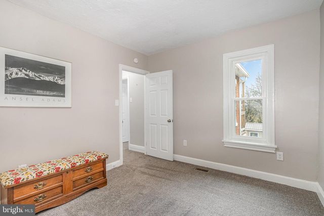 21 N EAST ST, Carlisle, PA 17013