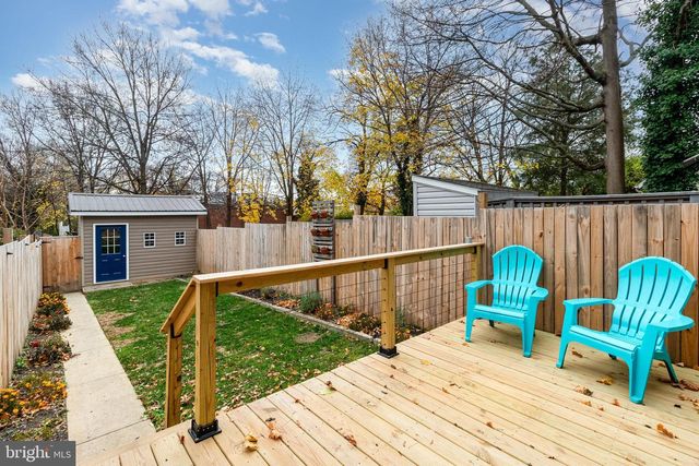 21 N EAST ST, Carlisle, PA 17013