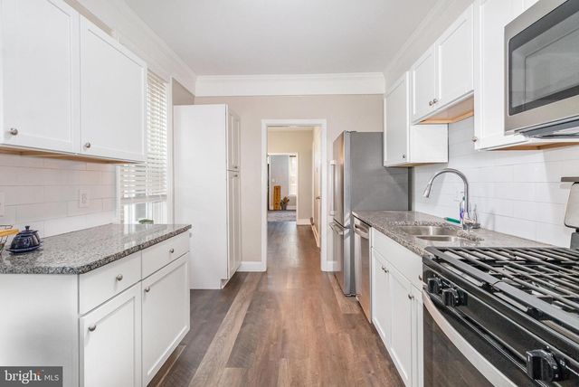 21 N EAST ST, Carlisle, PA 17013