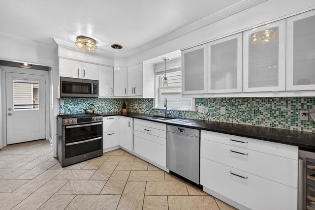 13 Virginia Terrace, Madison, WI 53726