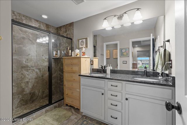 1105 Deer Fields Trace, La Grange, KY 40031