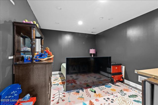 1105 Deer Fields Trace, La Grange, KY 40031