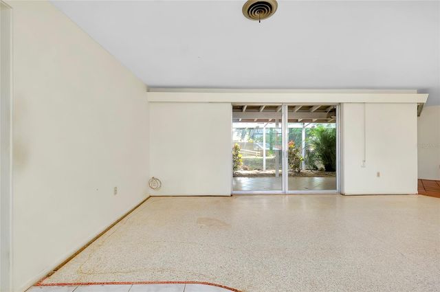 114 VENICE EAST BOULEVARD, Venice, FL 34293