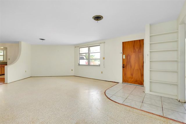 114 VENICE EAST BOULEVARD, Venice, FL 34293