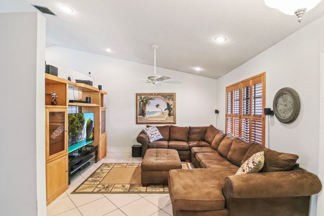 11929 NW 2ND Manor, Coral Springs, FL 33071