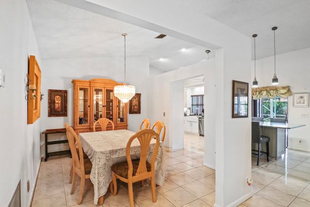 11929 NW 2ND Manor, Coral Springs, FL 33071
