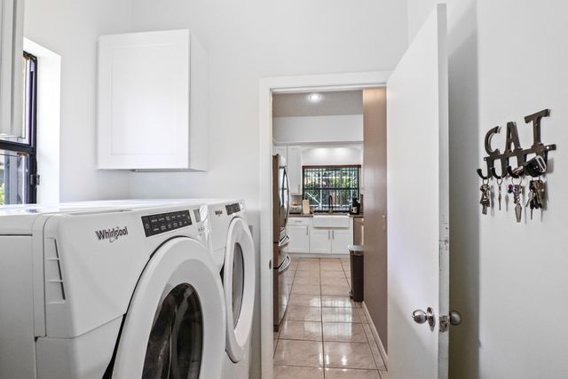 11929 NW 2ND Manor, Coral Springs, FL 33071