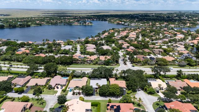 11929 NW 2ND Manor, Coral Springs, FL 33071